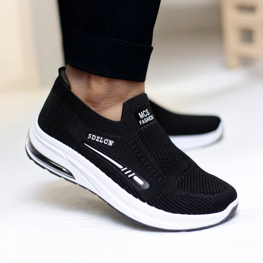 Black Sports Shoes | Lightweight Running Shoes | Jump Sole Joggers | Washable Joggers with Grip Sole